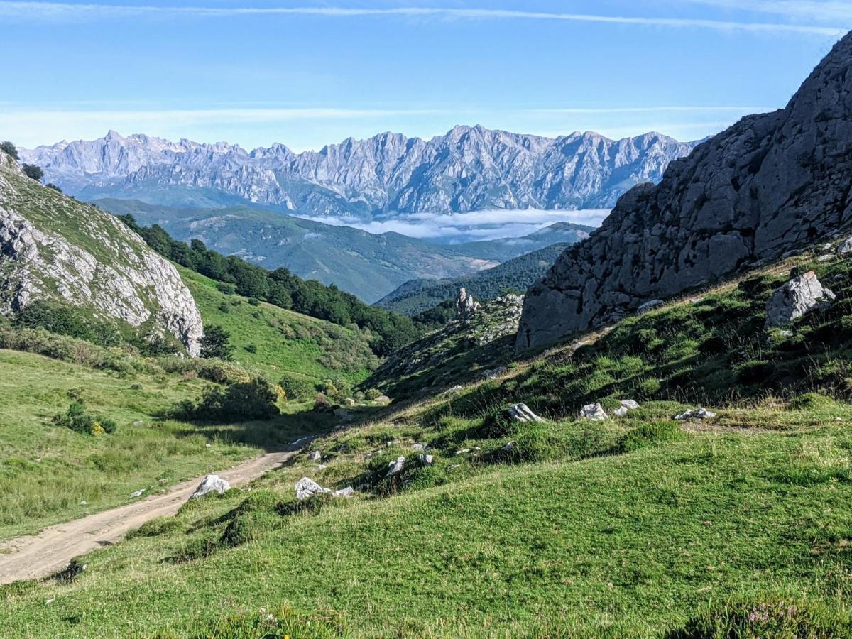 Apartamento Olmares Picos De Europa - 4 Personas Ломенья Экстерьер фото
